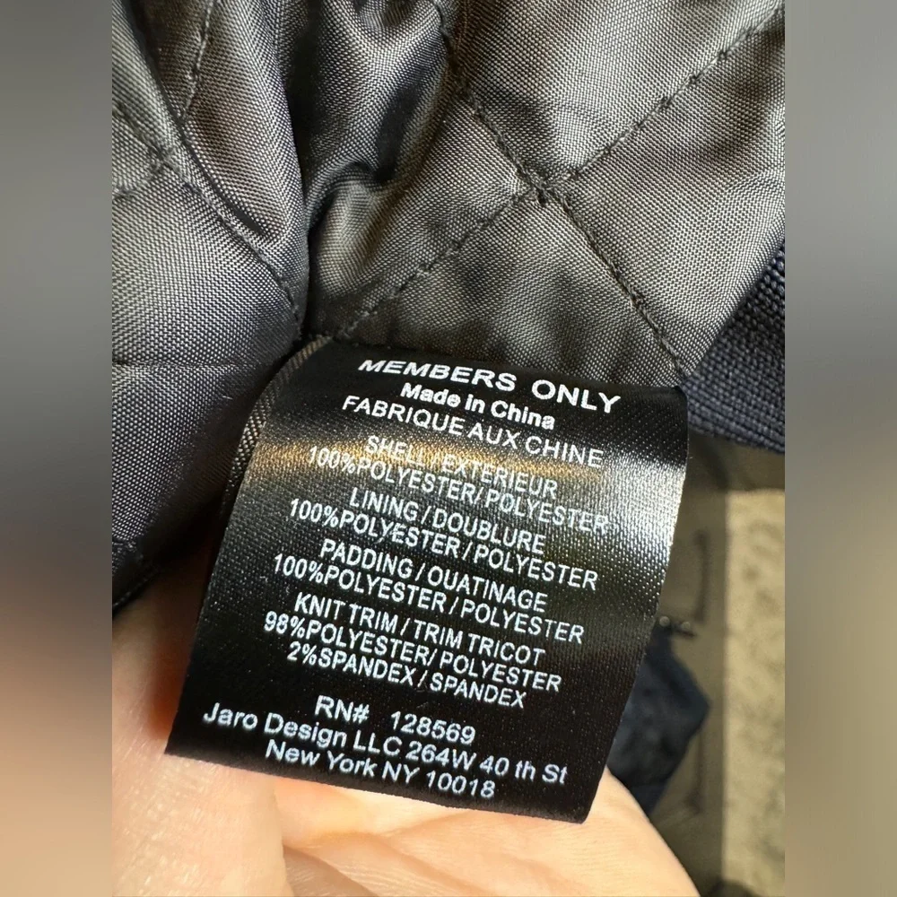Members only jacket size medium in navy new with tags​​​​